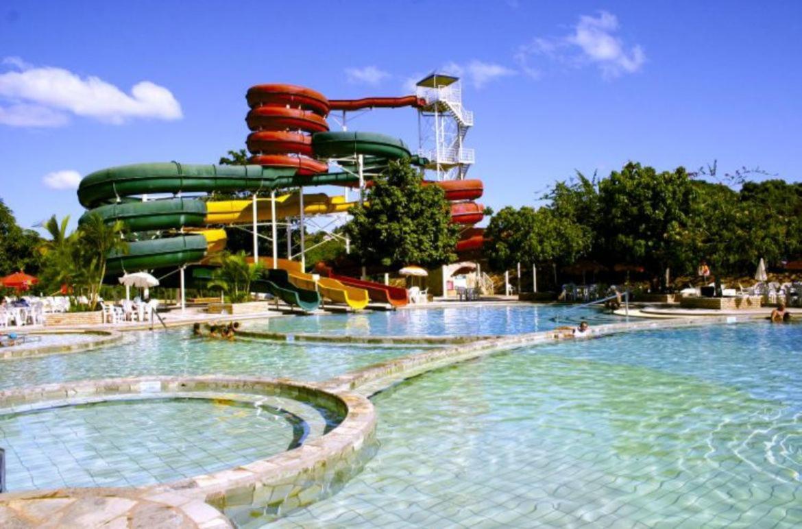 Flats Spazzio Diroma Acesso Ao Acqua Park * Caldas Novas
